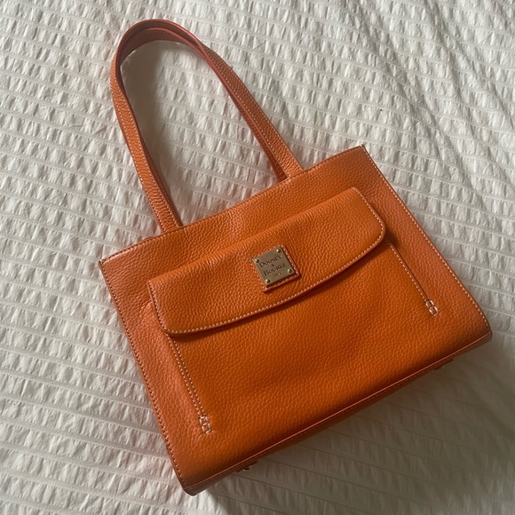 RARE Dooney and Bourke Orange Leather Shoulder Bag - Picture 3 of 12